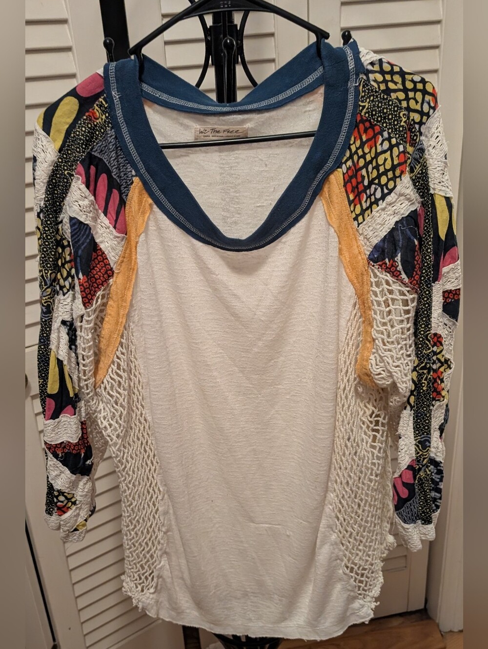 We The Free Crochet Sleeve Tee in White & Blue Top Size Small